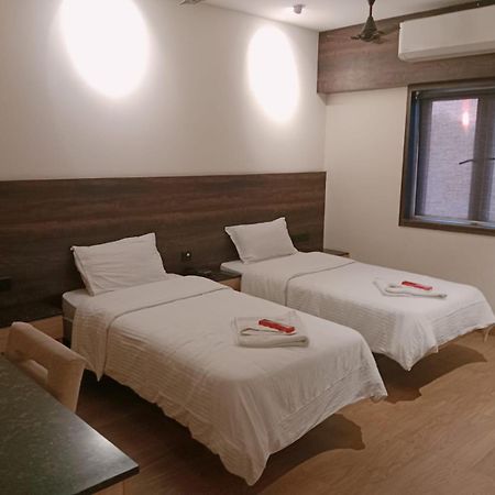 Ant Biz Rooms Near Chennai Trade Centre ภายนอก รูปภาพ